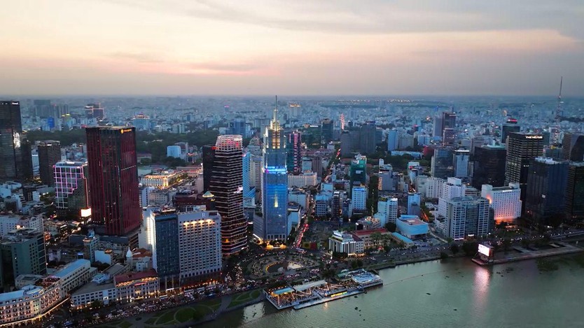 "Đường băng thể chế": TP. Hồ Chí Minh cần cơ chế đột phá để hút 12 tỷ USD và vươn tầm quốc tế - Ảnh 6.