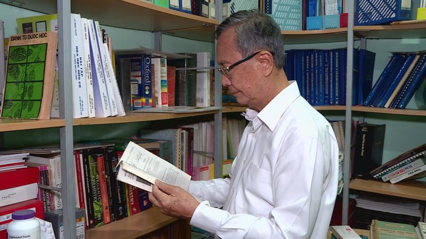 Giáo sư Lê Ngọc Thạch: Người thầy vĩ đại cống hiến trọn đời vì cộng đồng - Ảnh 3.