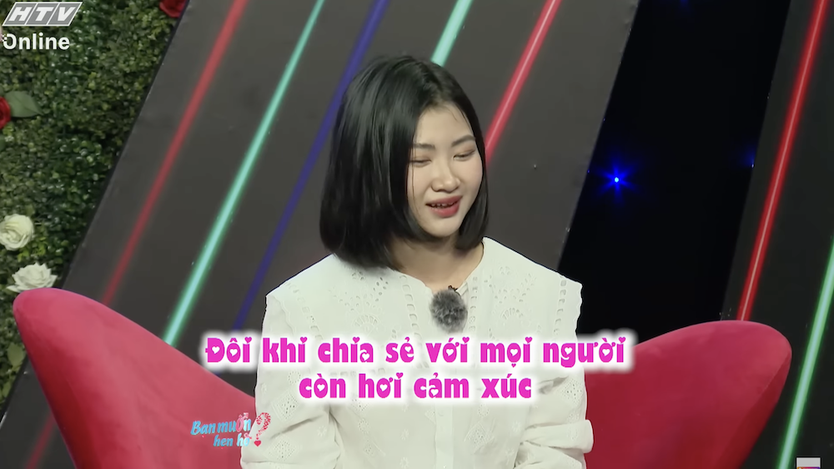 Cô nhân viên y tế xinh đẹp, lần đầu hẹn hò gặp đúng "chân ái" - Ảnh 2.