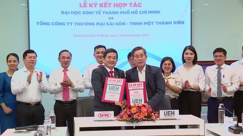 SATRA và UEH hợp tác đào tạo nguồn nhân lực chất lượng cao - Ảnh 1.
