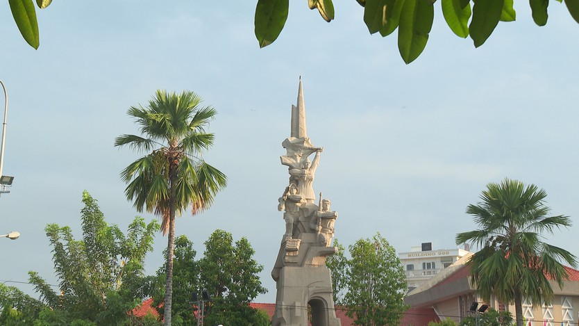 Để “đất thép thành đồng” giữ vững mãi ngọn lửa truyền thống   - Ảnh 3.