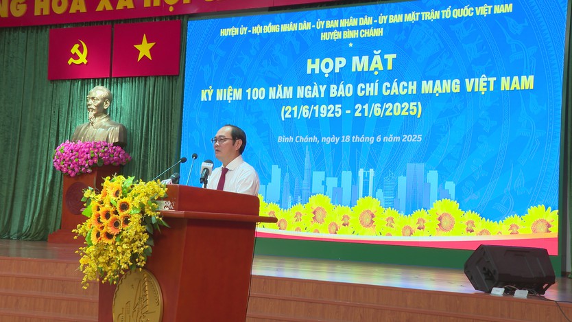 Huyện Bình Chánh kỷ niệm 100 năm ngày Báo chí Cách mạng Việt Nam - Ảnh 2.
