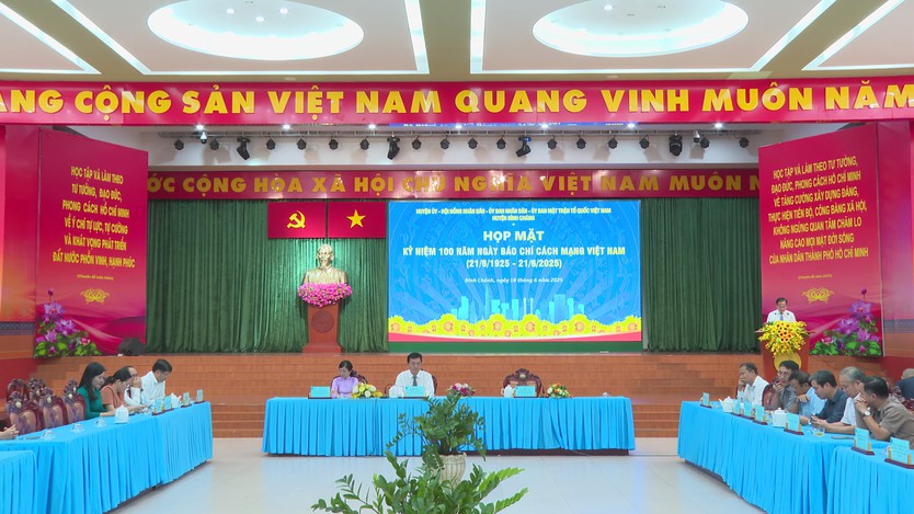 Huyện Bình Chánh kỷ niệm 100 năm ngày Báo chí Cách mạng Việt Nam - Ảnh 1.