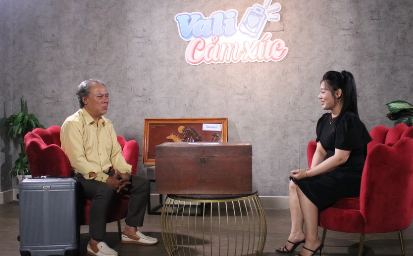 Chiếc rương cũ, 100 lá thư và tình yêu của nghệ sĩ Phương Bình  - Ảnh 1.