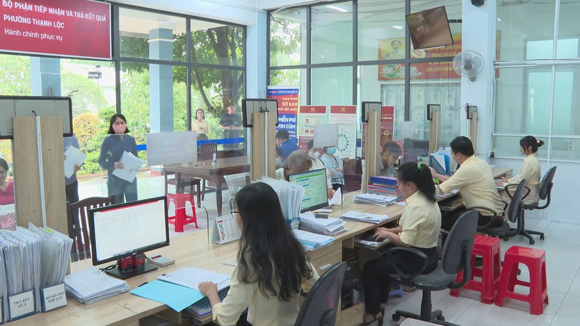 Chính quyền 2 cấp: Nhiều cải tiến ưu việt, sẵn sàng phục vụ người dân   - Ảnh 2.