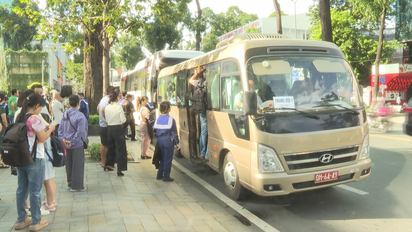 Lễ xuất quân “Học kỳ trong Quân đội 2025”: Kết nối yêu thương, rèn luyện kỷ luật cho thế hệ trẻ - Ảnh 5.
