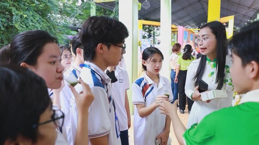 TP.HCM: Công bố và trao quyết định công nhận sản phẩm OCOP trên địa bàn thành phố năm 2024 - Ảnh 3.