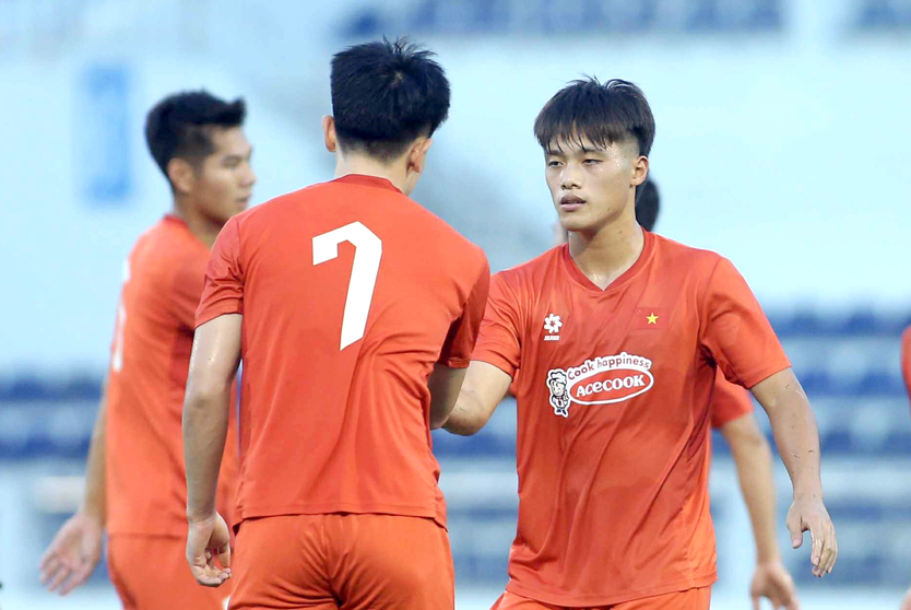 Cuộc sàng lọc cuối của HLV Kim Sang Sik- Ảnh 1.