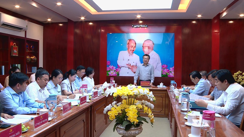 Lãnh đạo Thành ủy TP.HCM khảo sát Trung tâm Phục vụ Hành chính công tại phường Phú Thọ và phường Bình Thới- Ảnh 2.
