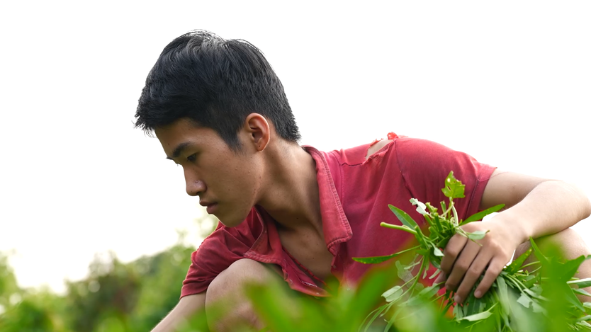 Bùi Dương Chính gánh nước từ trên đồi và ước mơ làm phiên dịch viên - Ảnh 3.