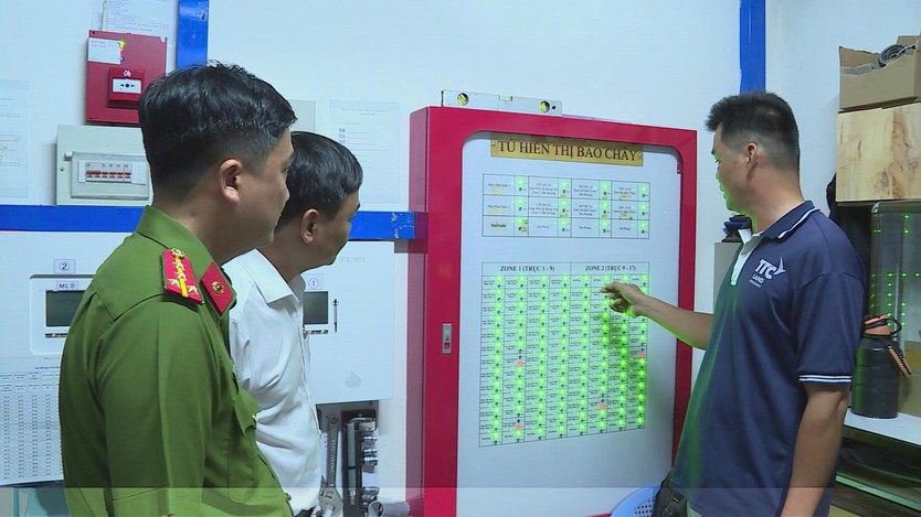 TP.HCM đẩy mạnh nâng cao phòng cháy chữa cháy đến từng ngõ ngách, từng người dân - Ảnh 8.