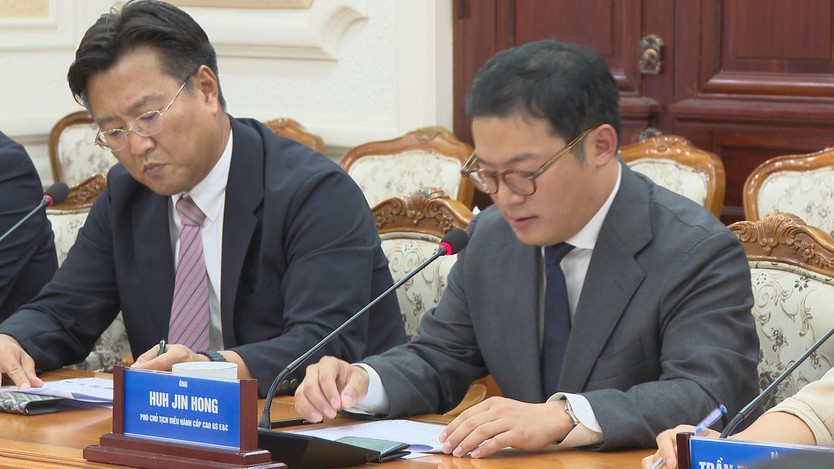 Chủ tịch UBND TP.HCM tiếp Phó Chủ tịch Tập đoàn GS E&C (Hàn Quốc)- Ảnh 2.