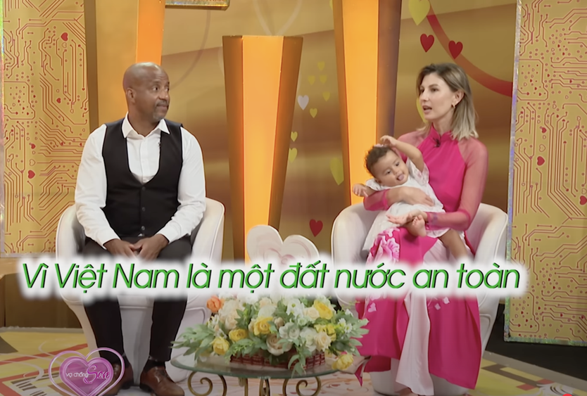 Cặp đôi "xuyên lục địa" chọn Việt Nam làm tổ ấm - Ảnh 7.