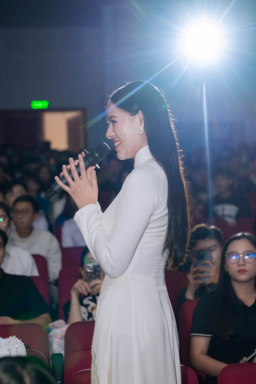 Nữ cử nhân ngành Xét nghiệm Y khoa ghi dấu ấn tại The TVFACE 2025- Ảnh 4.