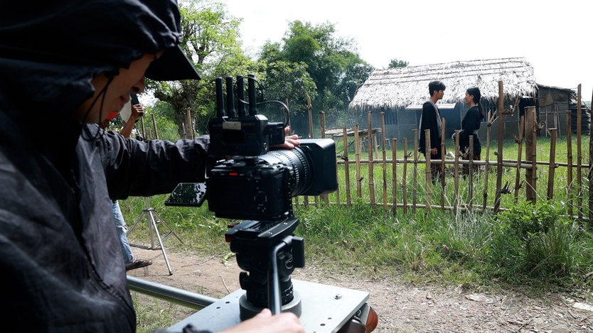 HTV sắp phát hành MV "Có những tuổi 20 như thế" - Ảnh 4.