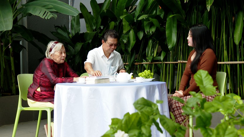 HTV sắp phát hành MV "Có những tuổi 20 như thế" - Ảnh 2.
