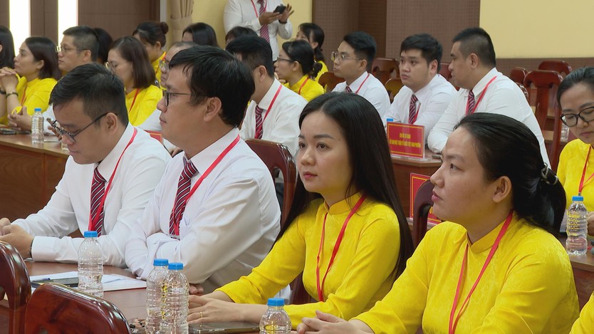 Đại hội Đảng bộ phường Tân Định: Nâng tầm lãnh đạo, vững bước chuyển đổi số. - Ảnh 1.