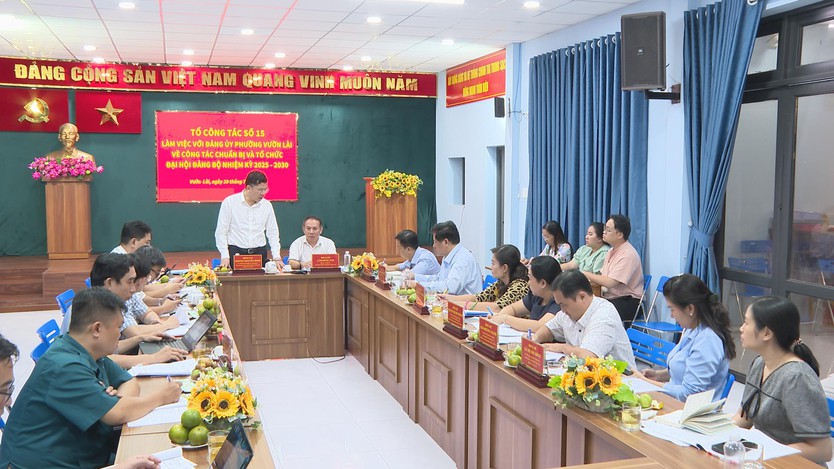 Tổ công tác số 15 kiểm tra công tác chuẩn bị Đại hội Đảng tại phường Hòa Hưng và Vườn Lài - Ảnh 4.
