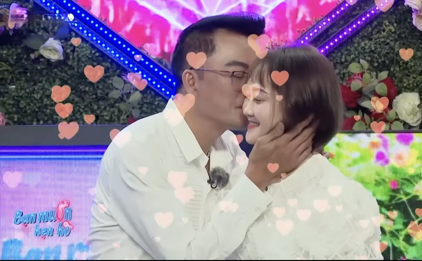 Ông chủ vườn mít "soái ca" bất ngờ gặp được cô gái dễ thương  - Ảnh 1.