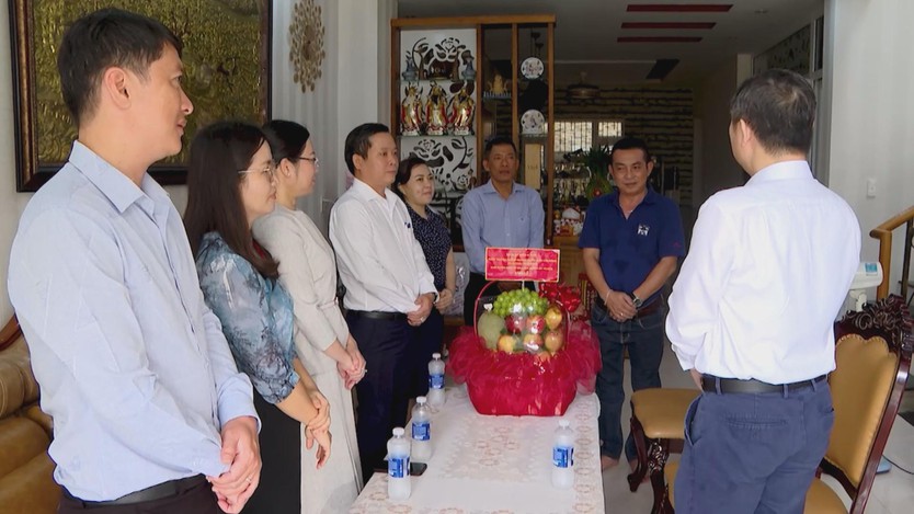 Ban Tuyên giáo và Dân vận TP.HCM kỷ niệm 95 năm Ngày truyền thống ngành Tuyên giáo- Ảnh 1.