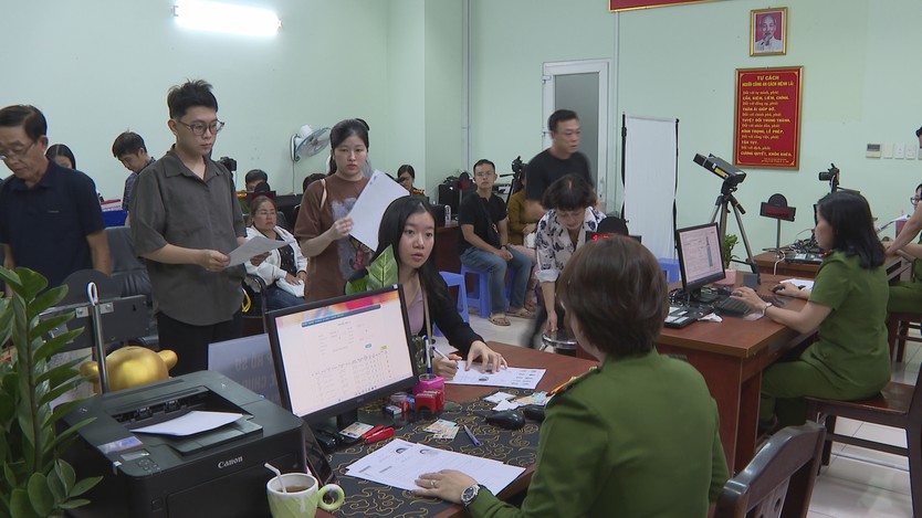 Mở rộng phạm vi cấp căn cước phục vụ người dân- Ảnh 2.