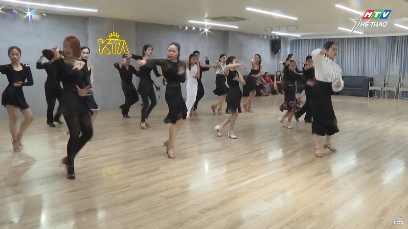 Vũ khúc niềm tin – Dancesport Việt Nam trước giờ xuất trận WDSF Vietnam Dancesport Festival 2025- Ảnh 2.