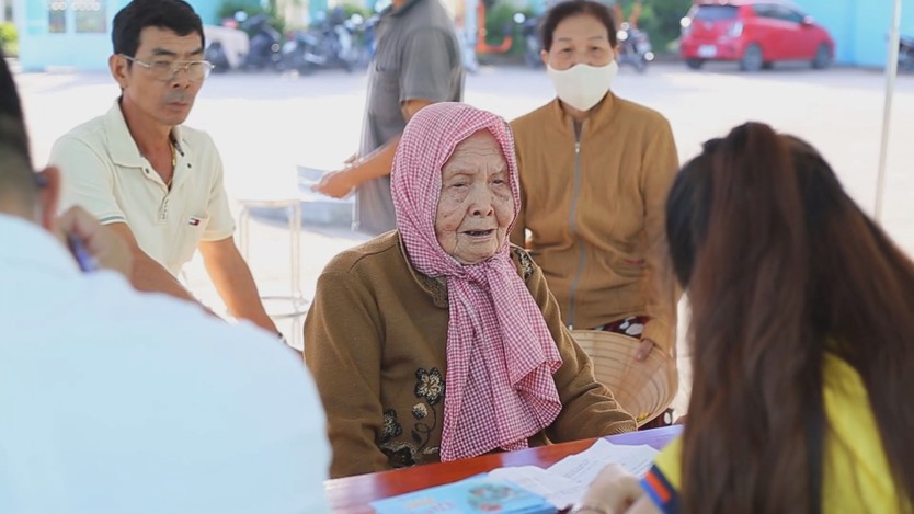 Cần chuyên nghiệp hóa ngành chăm sóc sức khỏe người cao tuổi- Ảnh 2.