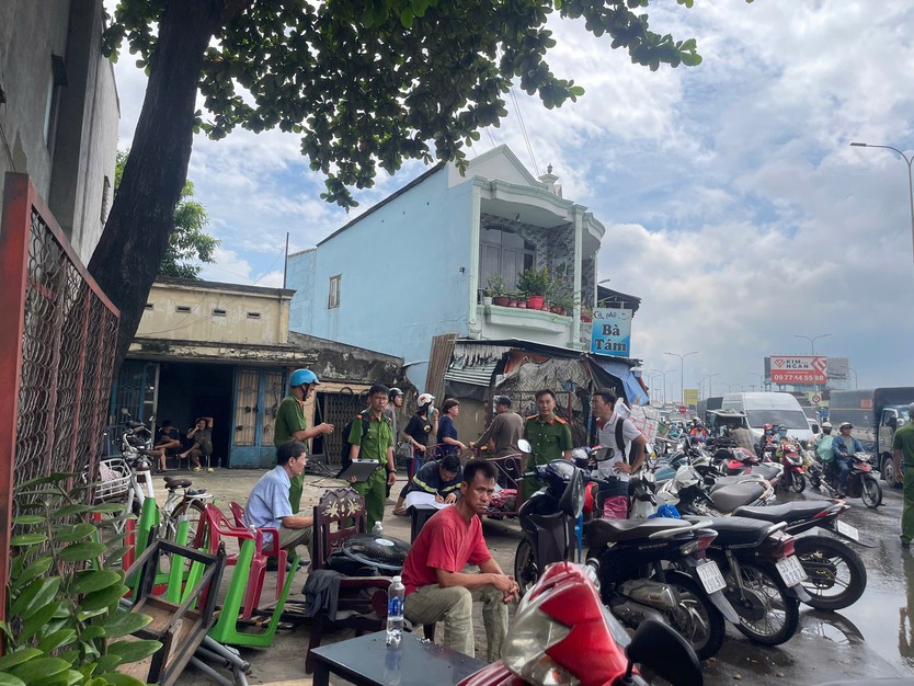Cháy nhiều phòng trọ ở phường Tân Thới Hiệp, TP.HCM- Ảnh 3.