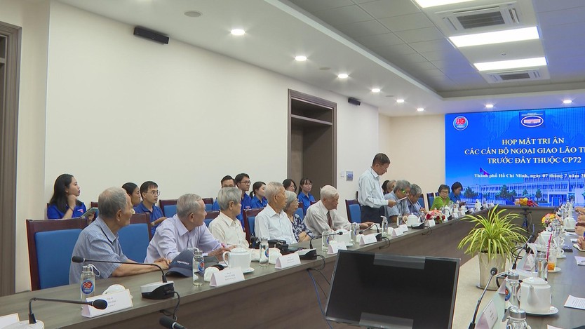 TP.HCM tổ chức lễ tri ân cán bộ ngoại giao lão thành nhân kỷ niệm 80 năm Quốc khánh và 50 năm thành lập Sở Ngoại vụ  - Ảnh 2.