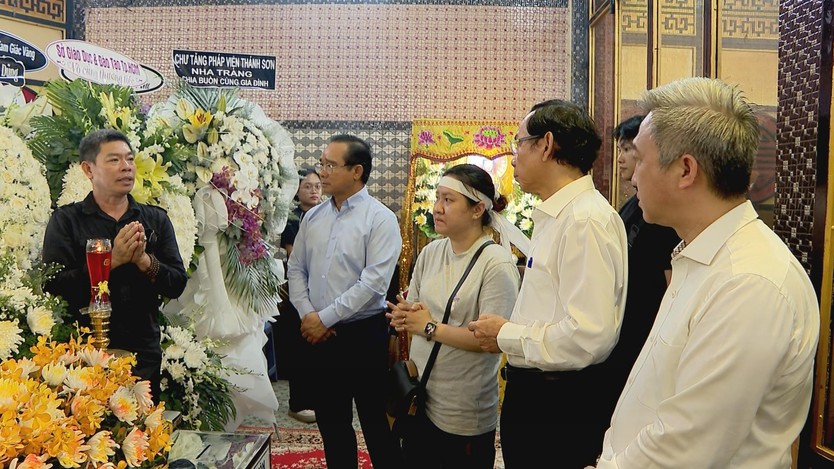 Lãnh đạo TP.HCM chia buồn sâu sắc đến gia đình các nạn nhân vụ cháy  Cư xá Độc Lập - Ảnh 4.