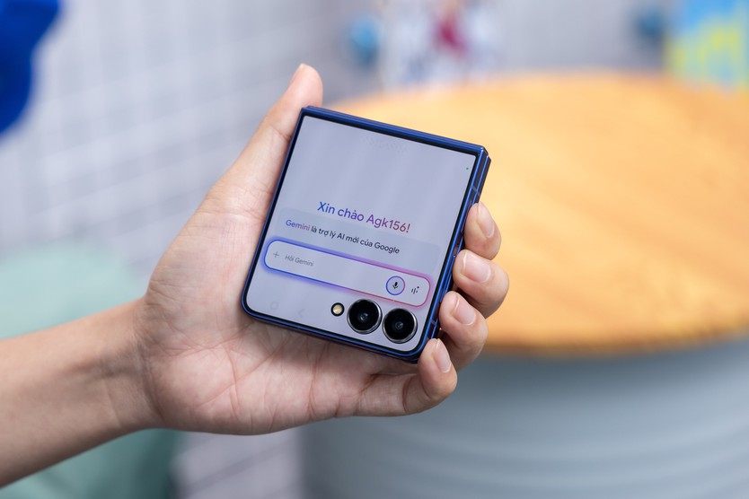 Samsung ra mắt Galaxy Z Flip7: Tối ưu thiết kế gập cùng hỗ trợ A.I. toàn diện - Ảnh 5.