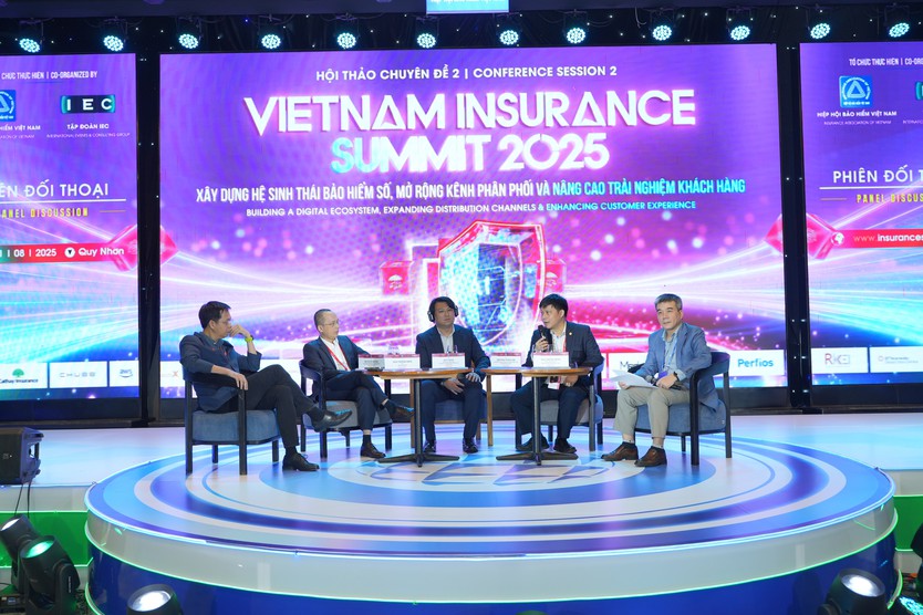 Phát triển ngành bảo hiểm trong kỷ nguyên bùng nổ của AI và các công nghệ mới - Ảnh 2.