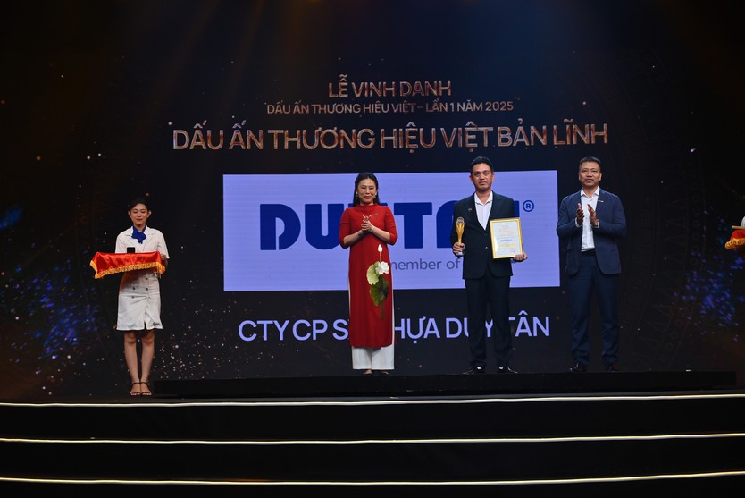Lễ Vinh danh Dấu ấn Thương hiệu Việt 2025: Khởi trình vinh quang của doanh nghiệp Việt- Ảnh 38.