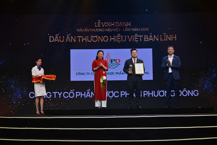 Lễ Vinh danh Dấu ấn Thương hiệu Việt 2025: Khởi trình vinh quang của doanh nghiệp Việt- Ảnh 40.