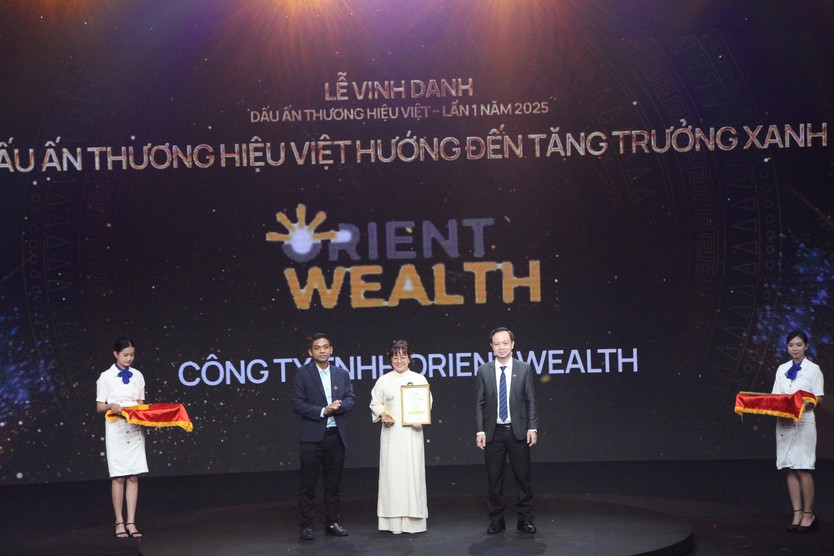 Lễ Vinh danh Dấu ấn Thương hiệu Việt 2025: Khởi trình vinh quang của doanh nghiệp Việt- Ảnh 48.