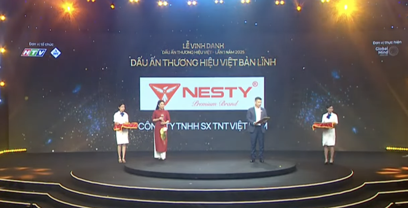 Made by Vietnam Day 2025 vinh danh Dấu Ấn Thương hiệu Việt Bản lĩnh và Thương hiệu Việt Tăng trưởng xanh Bền vững- Ảnh 6.