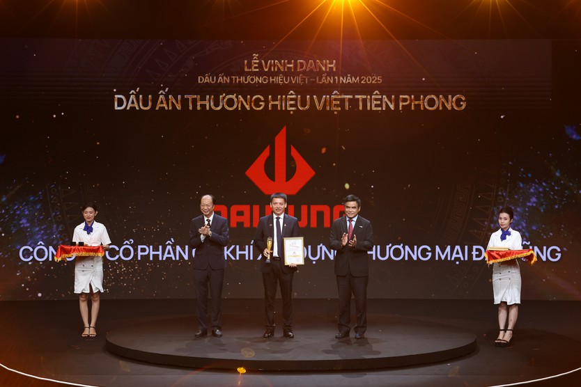 Lễ Vinh danh Dấu ấn Thương hiệu Việt 2025: Khởi trình vinh quang của doanh nghiệp Việt- Ảnh 6.