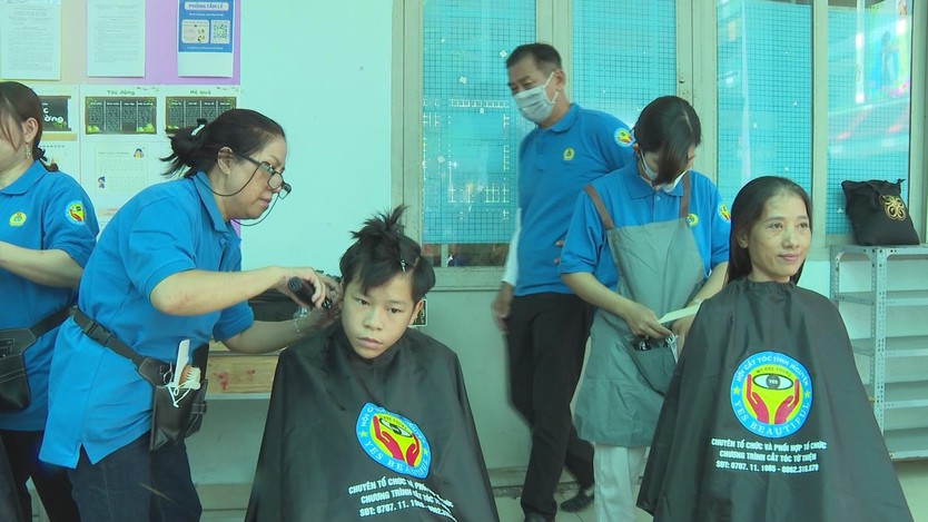 Chung tay, đồng lòng, đoàn kết vì người dân có hoàn cảnh khó khăn - Ảnh 3.