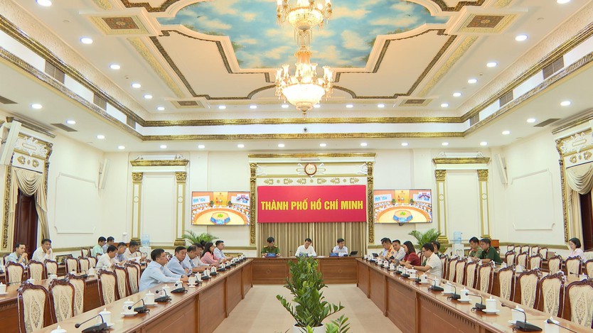 HỘI NGHỊ TRỰC TUYẾN TOÀN QUỐC SƠ KẾT CÔNG TÁC BẢO ĐẢM TRẬT TỰ, AN TOÀN GIAO THÔNG QUÝ II; TRIỂN KHAI NHIỆM VỤ QUÝ III NĂM 2025 - Ảnh 3.