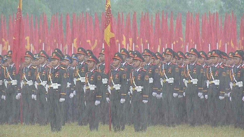 Vượt mưa lớn, hơn 16.000 chiến sĩ tổng hợp luyện diễu binh, diễu hành A80- Ảnh 3.
