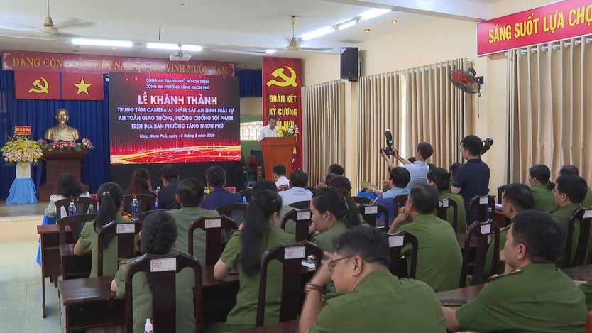 Phường Tăng Nhơn Phú ra mắt trung tâm camera A.I., quyết tâm trở thành "khắc tinh của tội phạm"- Ảnh 1.