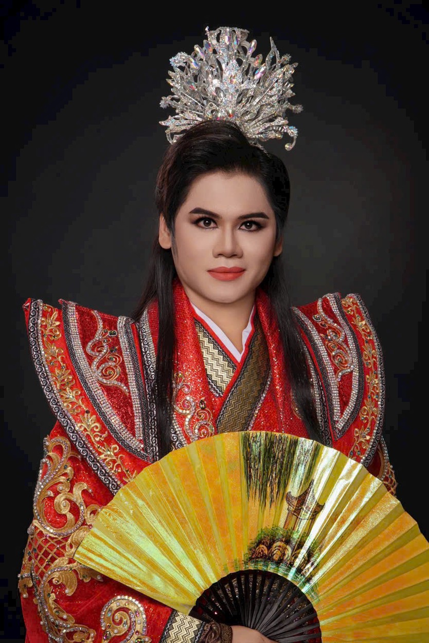 4 thế hệ cải lương quy tụ trong minishow nghệ sĩ Thanh Long - Ảnh 8.