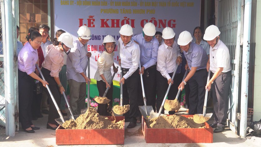 Phường Tăng Nhơn Phú khởi công và khánh thành các công trình giao thông chào mừng Đại hội đại biểu Đảng bộ phường lần thứ Nhất, nhiệm kỳ 2025 - 2030 - Ảnh 2.