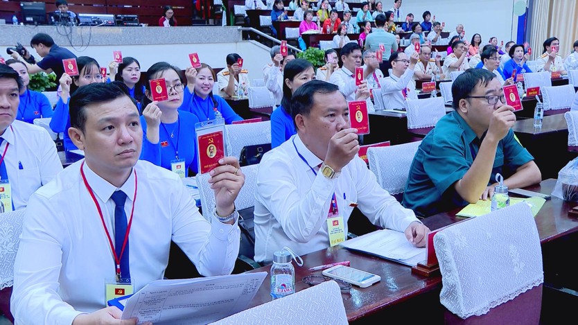 Đại hội đại biểu Đảng bộ Phường Vĩnh Hội lần thứ I, nhiệm kỳ 2025 - 2030- Ảnh 2.