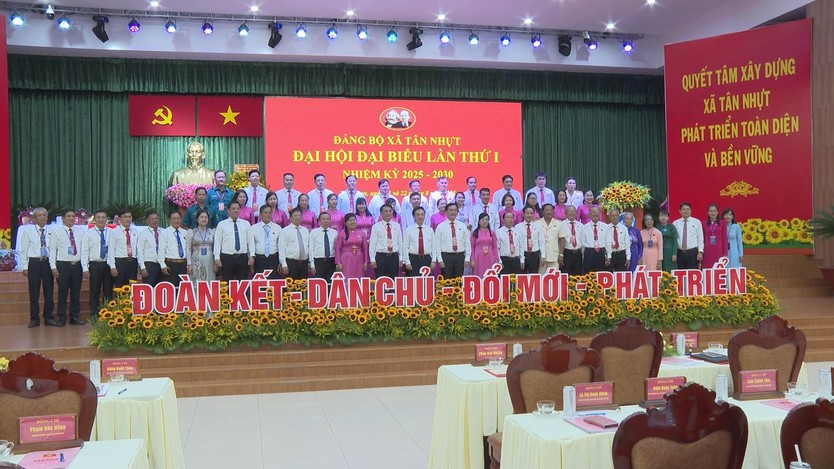 Đại hội Đảng bộ xã Tân Nhựt, TP.HCM lần I nhiệm kỳ 2025 - 2030- Ảnh 2.