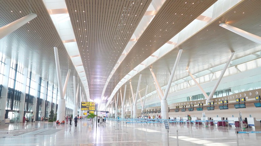Check in sinh trắc học nhanh, gọn, hành khách hài lòng - Ảnh 1.