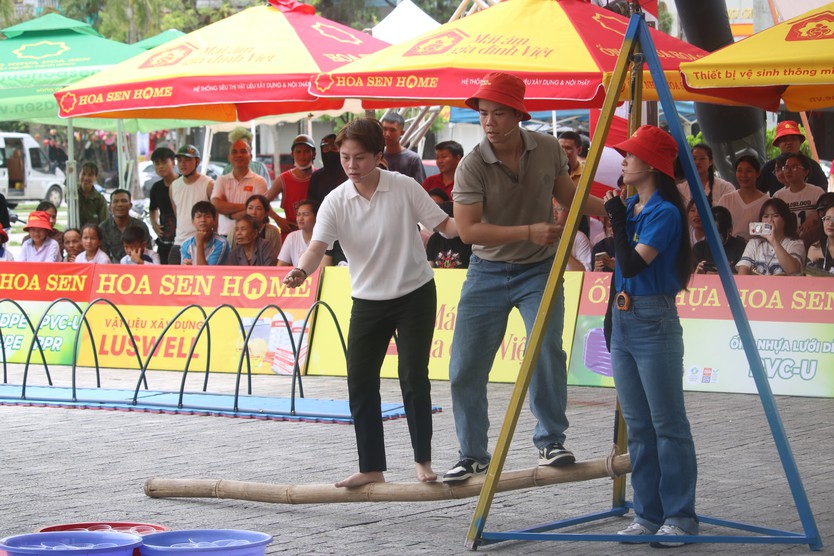 Hơn 600 triệu đồng được trao trong ngày ghi hình đầu tiên tại Thanh Hóa - Ảnh 2.