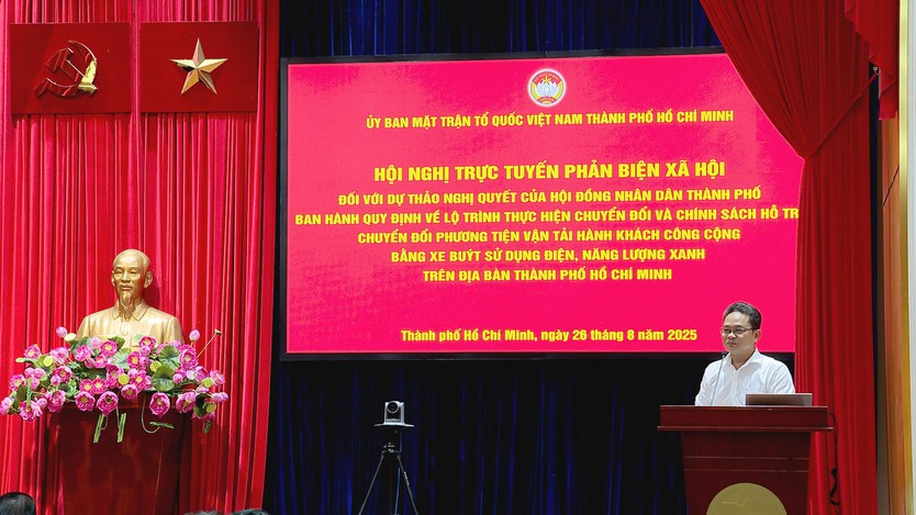 TP.HCM họp bàn lộ trình chuyển đổi xe buýt xanh: Nhiều lo ngại về chính sách và tính khả thi - Ảnh 1.