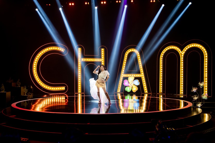 Xuân Nghi: Thoát khỏi “khung hình cũ” để vẽ lại chính mình cùng Chạm 5S  - Ảnh 1.