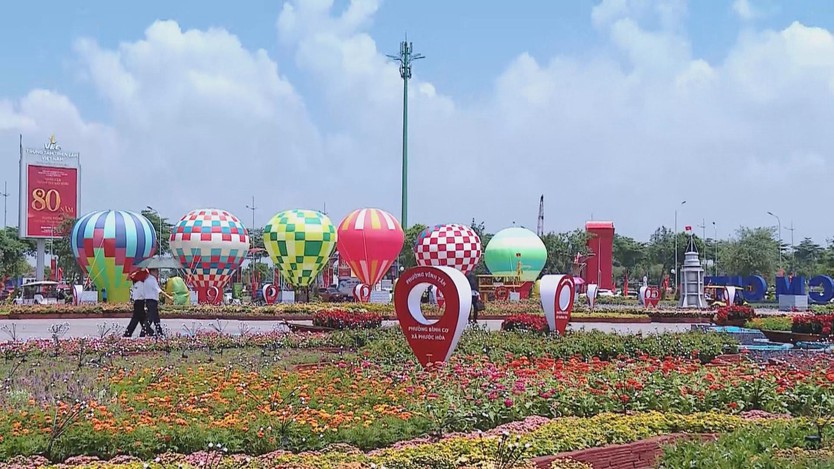 Không gian trưng bày ngoài trời của TP.HCM: Dấu ấn rạng rỡ và khát vọng vươn xa- Ảnh 4.